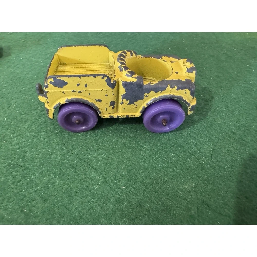 1967 Tootsietoy Yellow Pickup Truck Diecast – Chicago USA Vintage‎ Toy Car